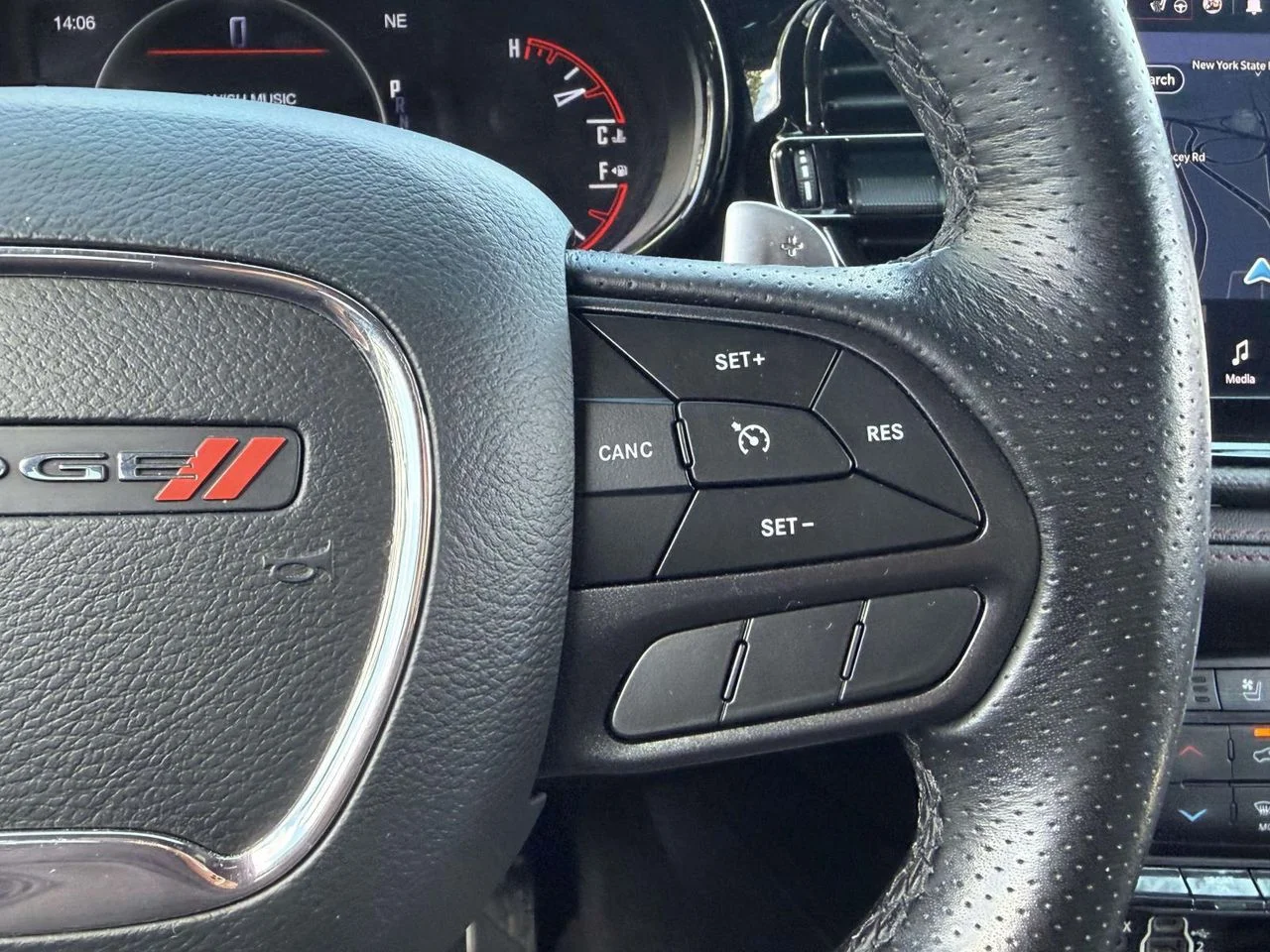 Used 2022 Octane Red Pearlcoat Dodge R/T AWD image 34