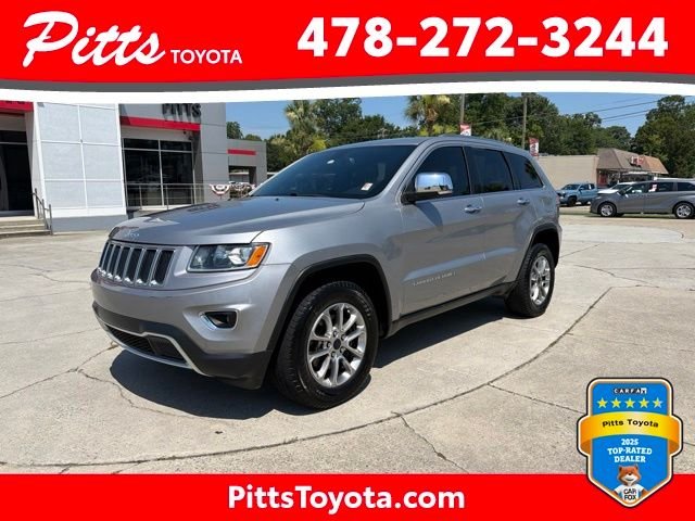 Used 2015 Silver Jeep Limited image 1
