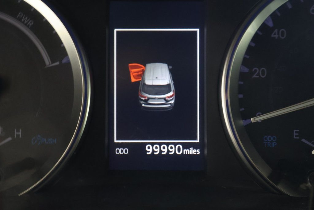 Used 2019 Shoreline Mist Toyota Limited image 18