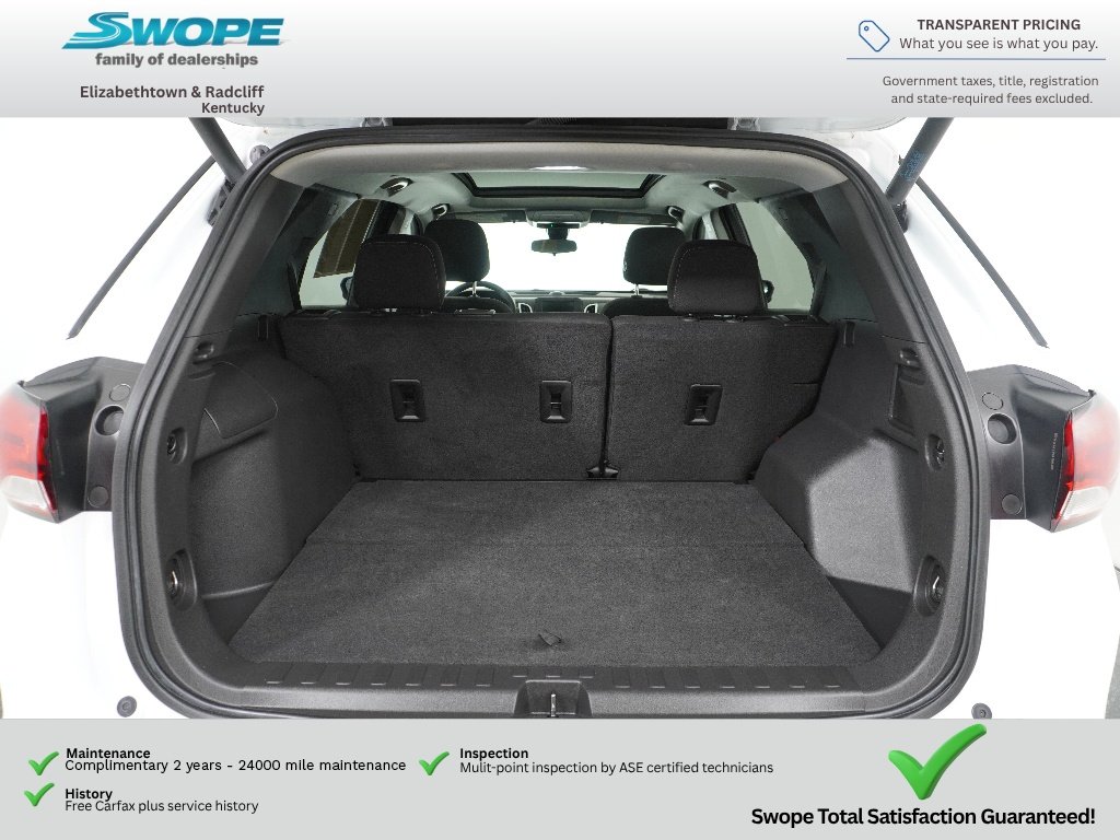 Used 2023 Summit White Chevrolet LT image 27
