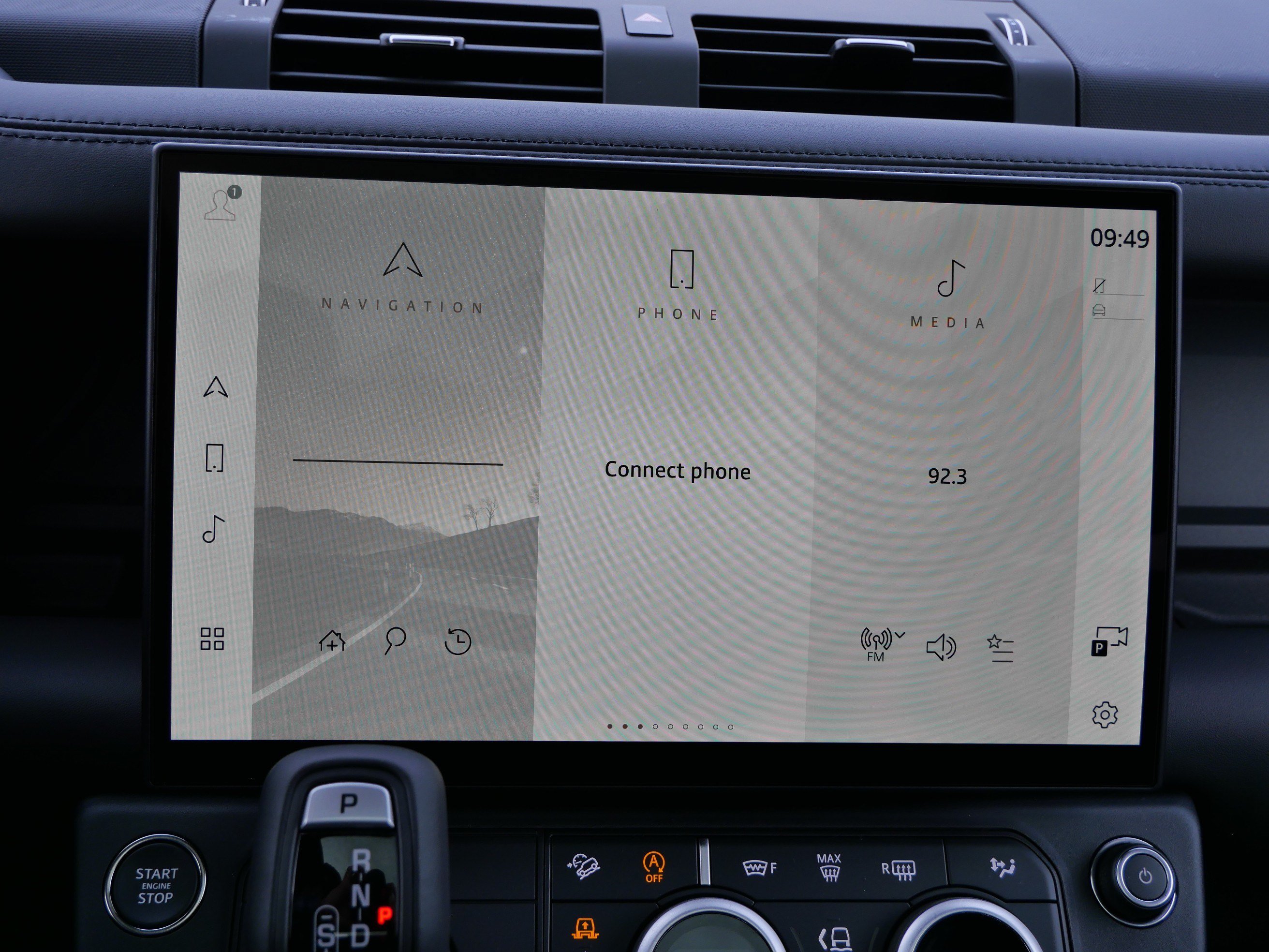 New 2026 Borasco Grey Land Rover X-Dynamic SE image 8