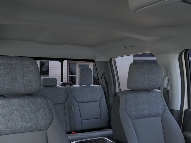 New 2026 Oxford White Ford XLT image 22