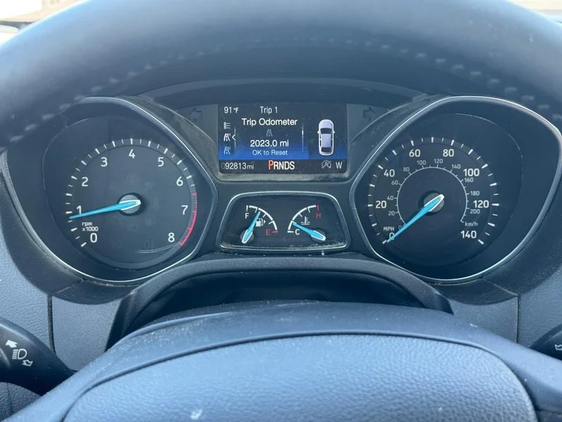 Used 2017 Shadow Black Ford SE image 21