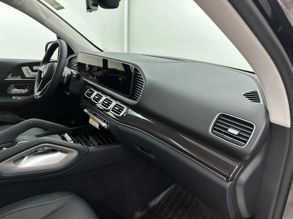 New 2026 Black Mercedes-Benz GLE 450 image 26