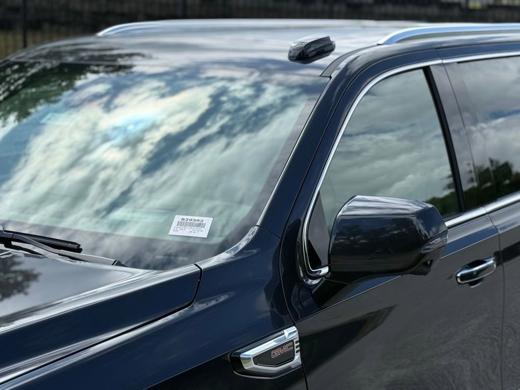 2026 GMC Yukon XL Denali - Photo 10
