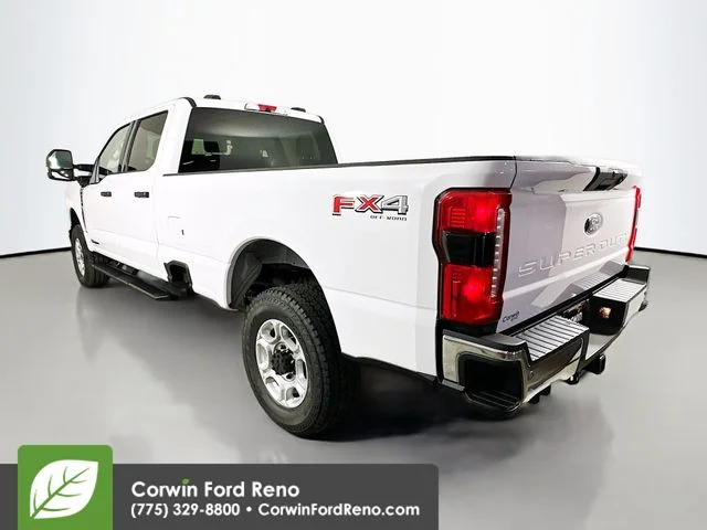 New 2026 Oxford White Ford XLT image 5