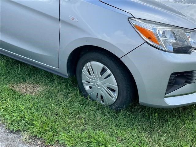 Used 2024  Mitsubishi ES image 11