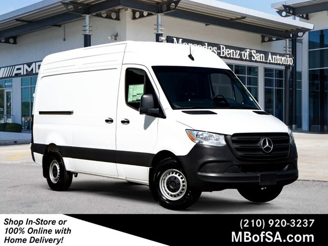 New 2025 Mercedes-Benz Sprinter Cargo Van 144 WB With Navigation