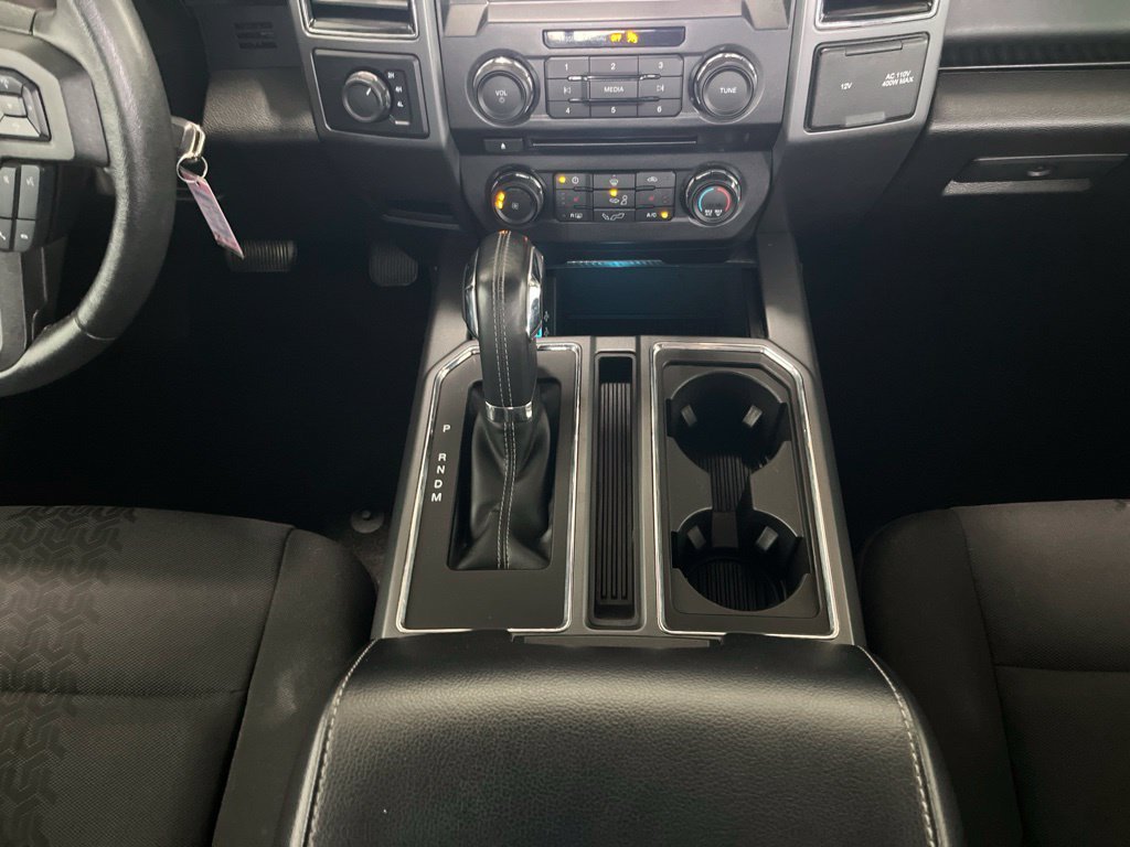 Used 2018 Oxford White Ford XLT image 10