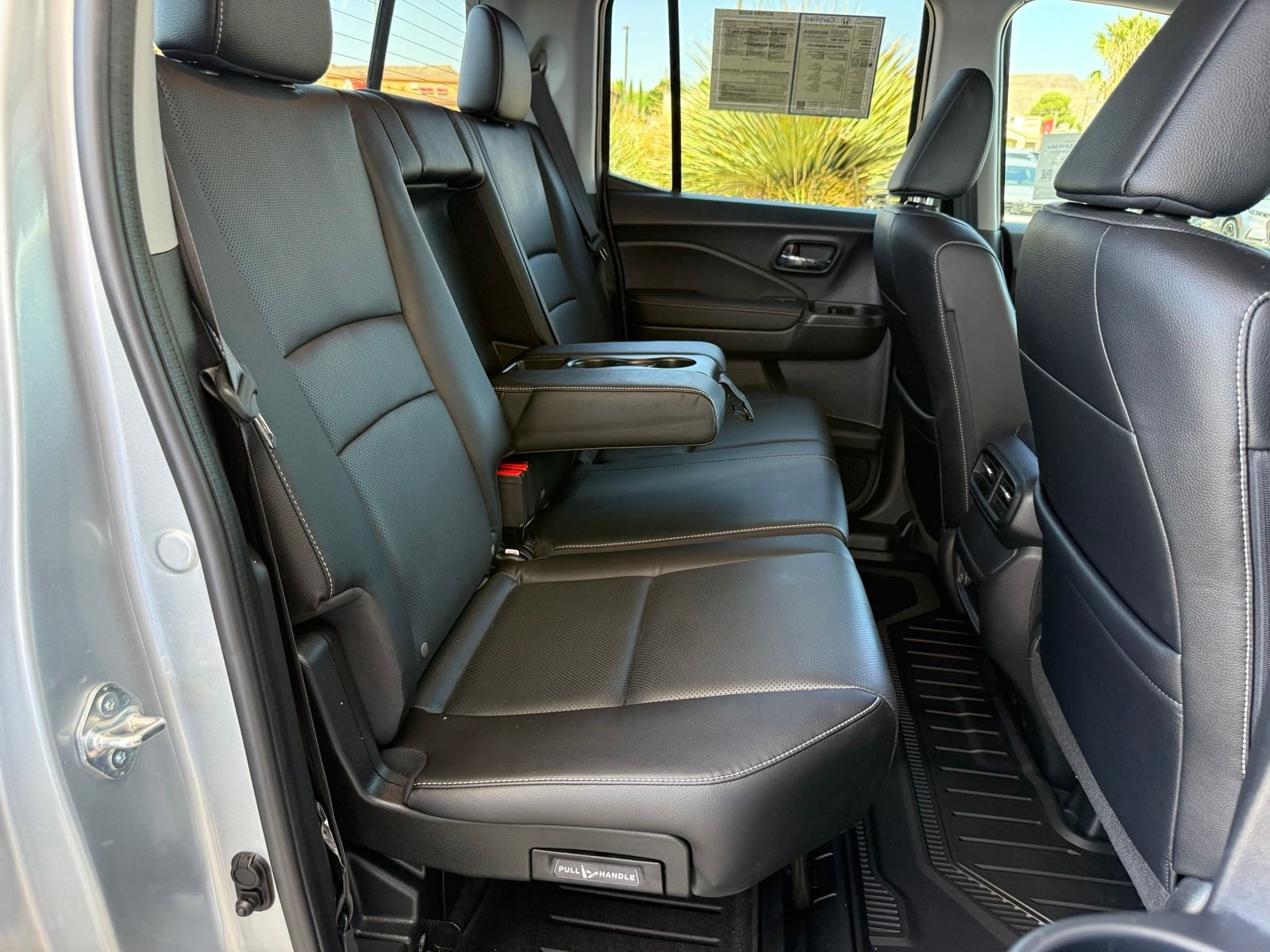Certified Used 2025 Solar Silver Metallic Honda AWD RTL image 37