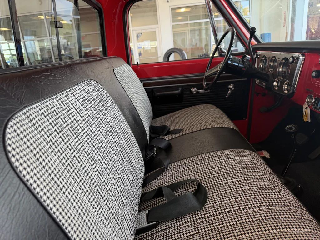 Used 1971 Red Chevrolet  image 8