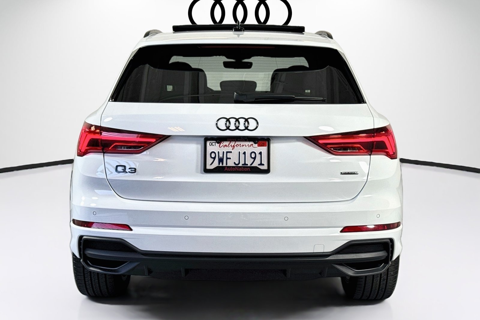 Used 2025  Audi S line Premium image 6