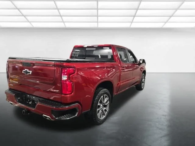 Used 2021 Red Chevrolet RST image 5