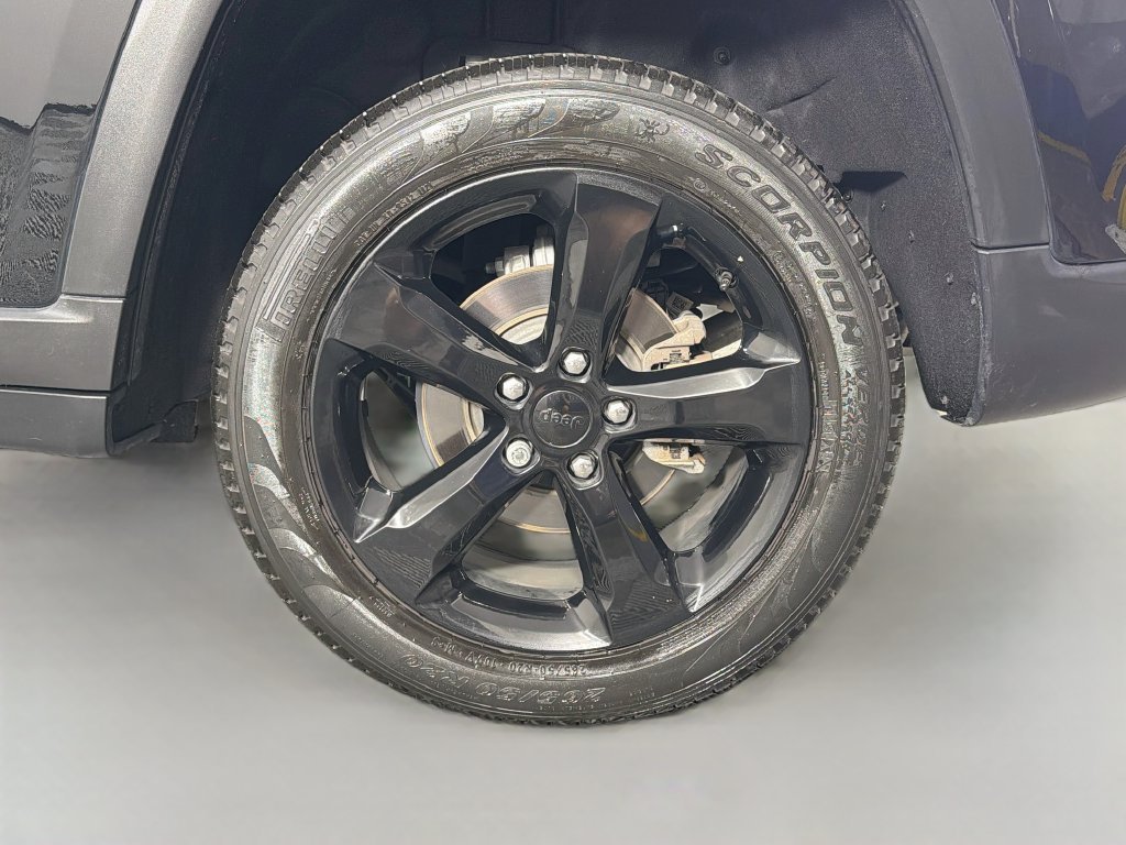 Used 2024 Black Jeep Limited image 32