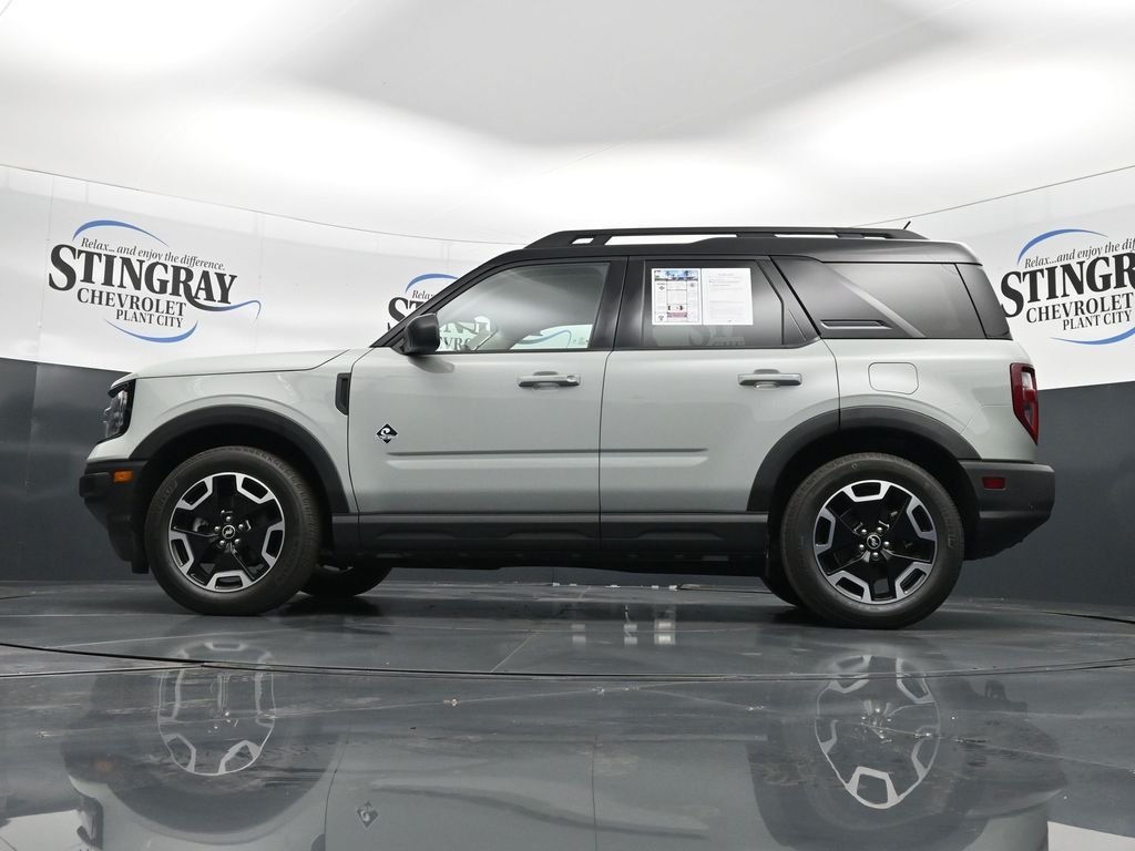 Used 2023 Green Ford Outer Banks image 29