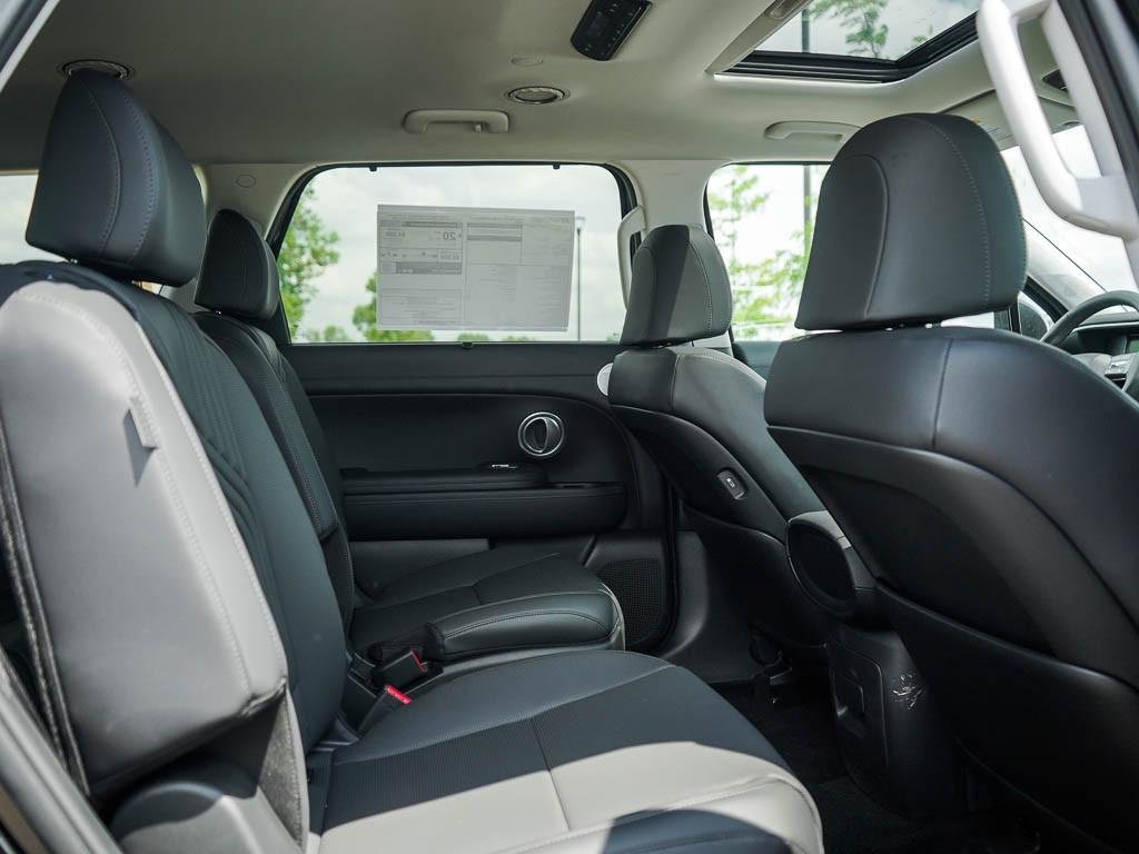 New 2026 Abyss Black Pearl Hyundai SEL Premium 7P AWD image 39