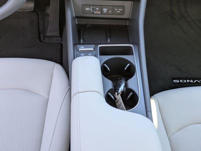 New 2026 White Hyundai SEL Sport image 18