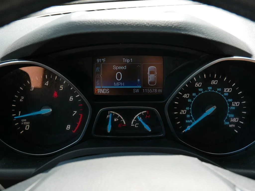 Used 2015 Blue Ford Titanium image 20