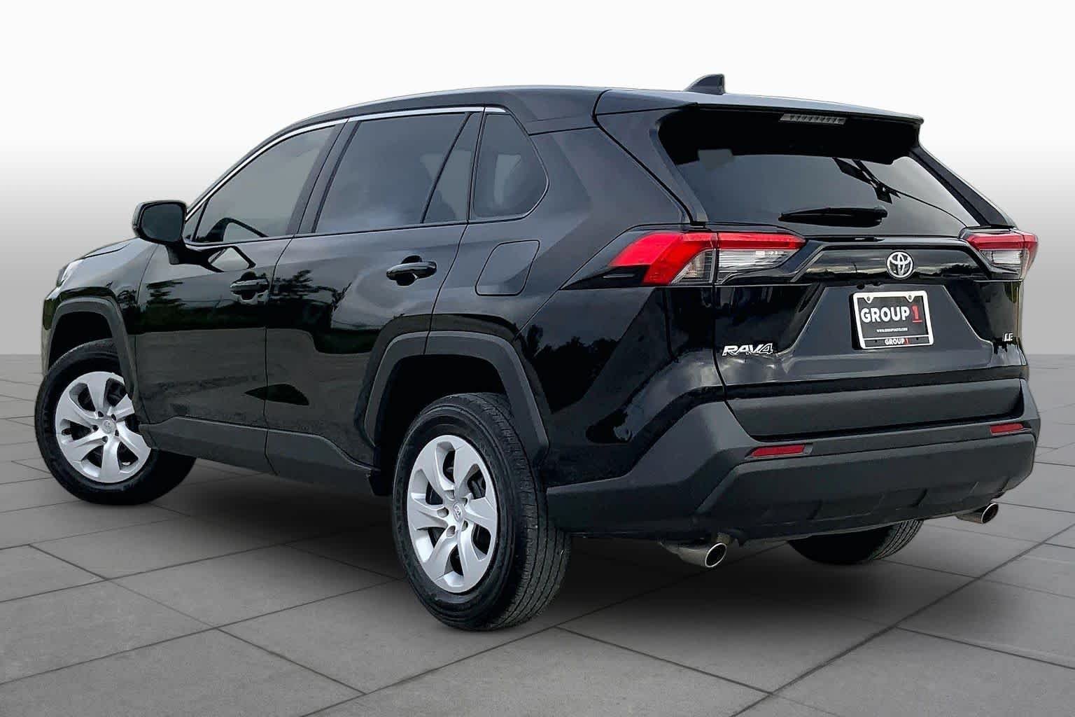 Used 2025 Midnight Black Metallic Toyota LE image 12