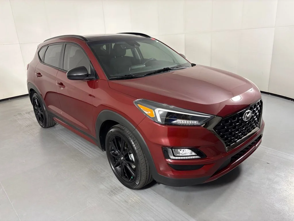 Used 2019 Red Hyundai Night image 2