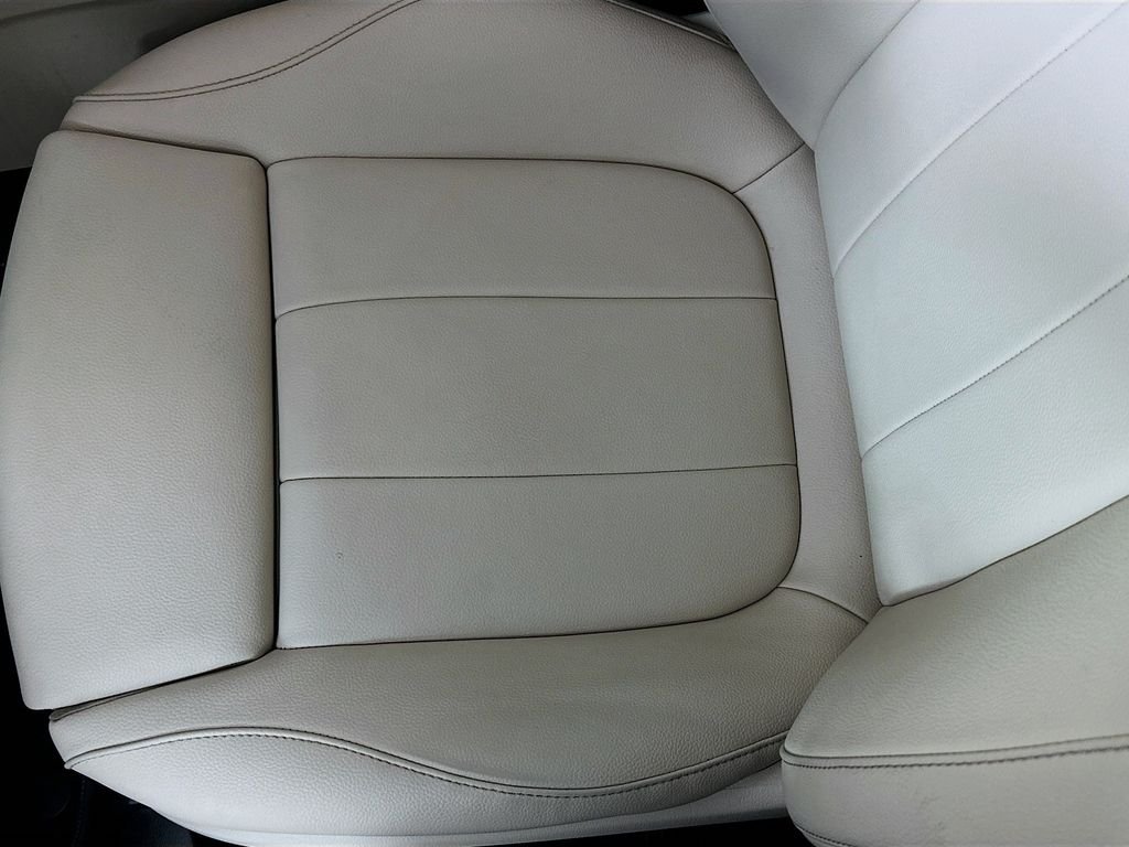 Used 2023 Gray Mercedes-Benz GLA 250 image 16