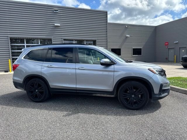 Certified Used 2021 Lunar Silver Metallic Honda Special Edition image 3