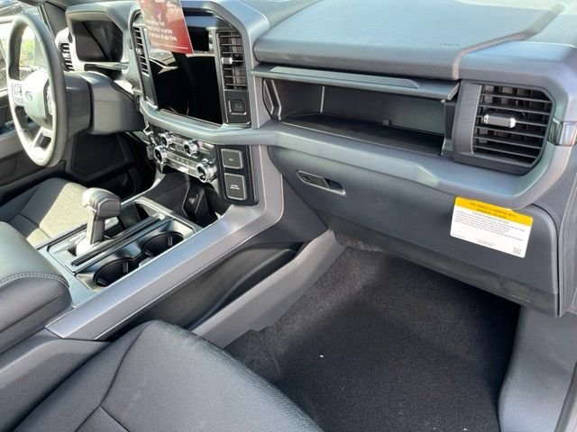 New 2026 Oxford White Ford XLT image 23