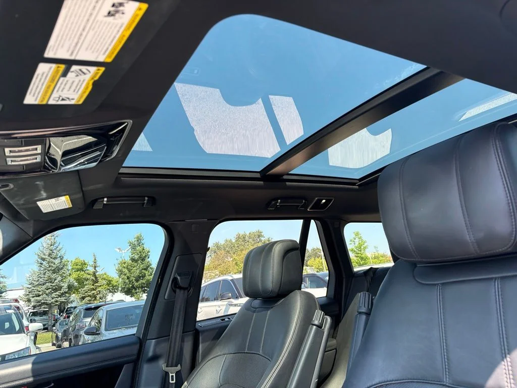 Used 2018  Land Rover 5.0L V8 Supercharged image 13