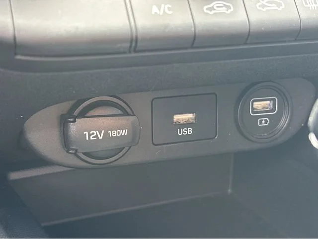 2021 Hyundai Elantra SE - Photo 26