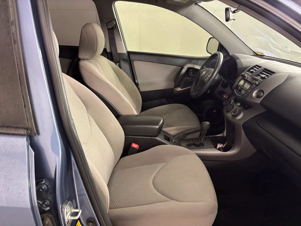 Used 2007 Blue Toyota Sport image 34