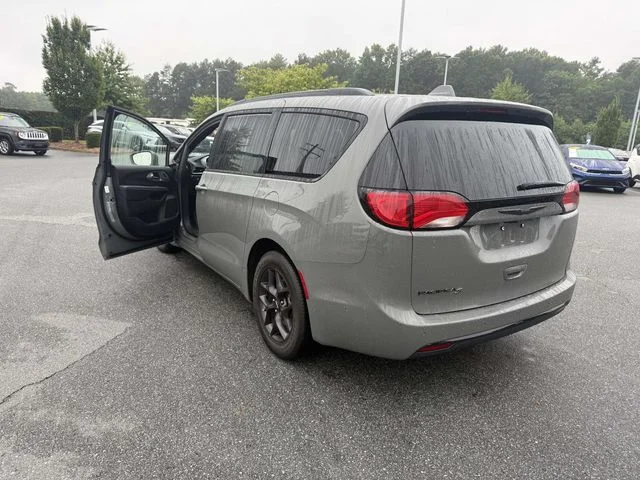 Used 2020 White Chrysler Touring L image 6