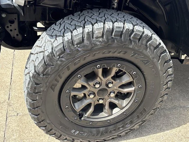 Used 2022 White Jeep Unlimited Rubicon 392 image 12