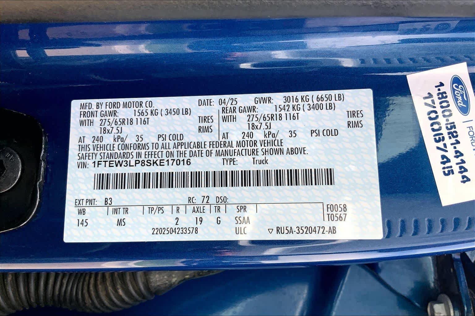 Used 2025 Atlas Blue Metallic Ford XLT image 31