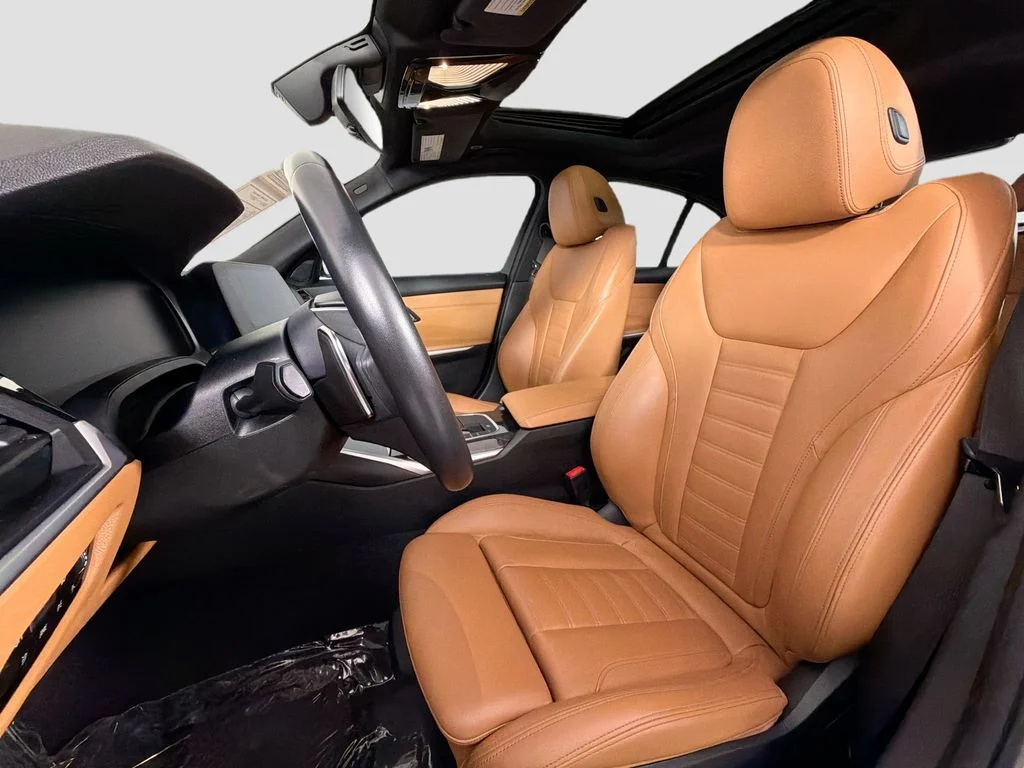 Used 2019 White BMW 330i image 22