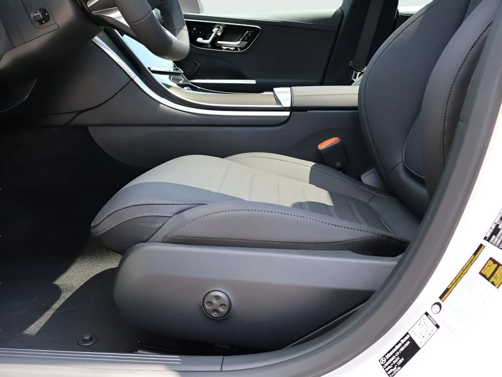 New 2026 Polar White Mercedes-Benz C 300 image 73