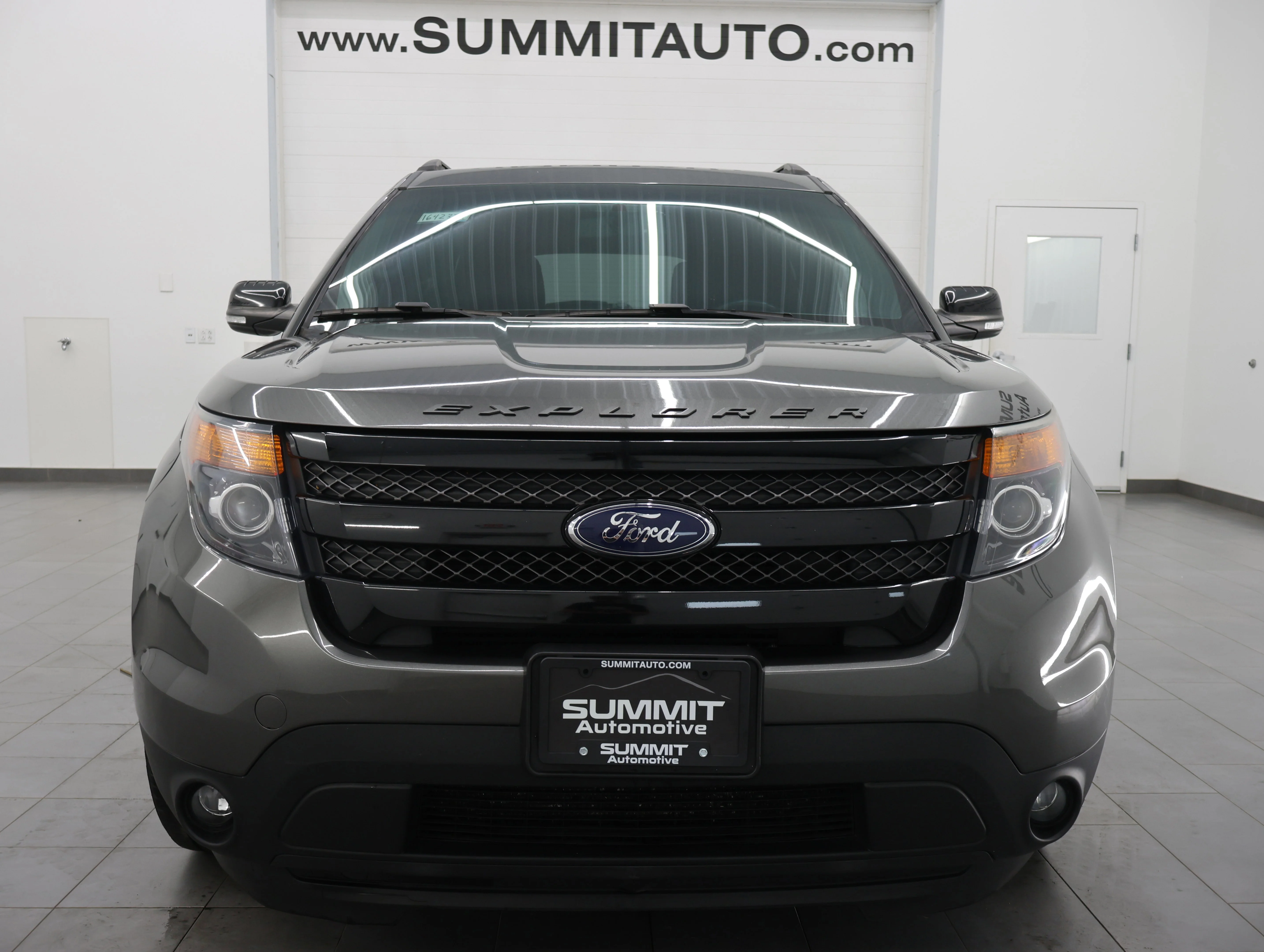 Used 2015 Magnetic Metallic Ford Sport image 20