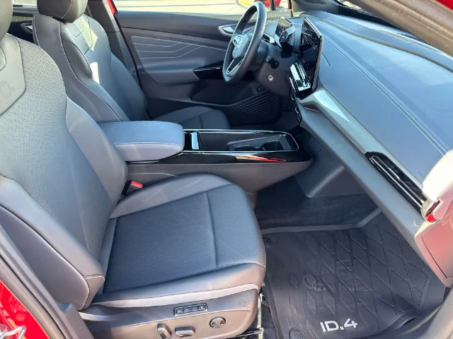 Certified Used 2023  Volkswagen Pro S image 23