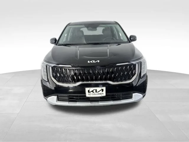 Used 2025 Black Kia LXS image 3