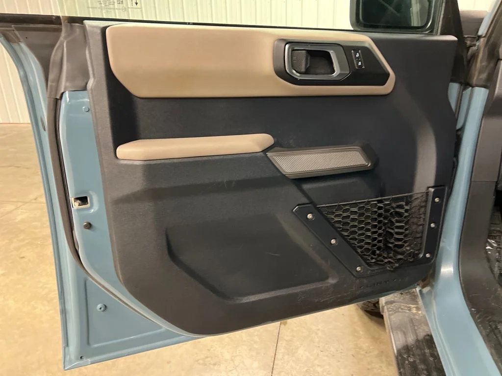 Used 2021 Blue Ford Wildtrak image 14