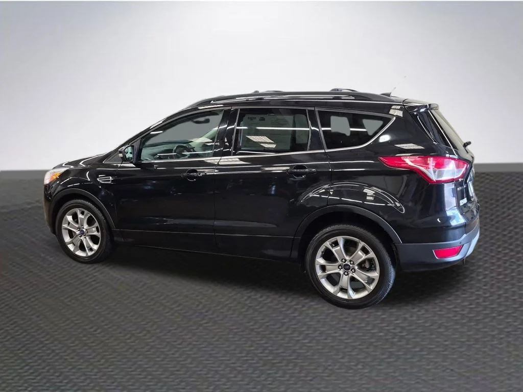 Used 2013 Tuxedo Black Ford SEL image 5