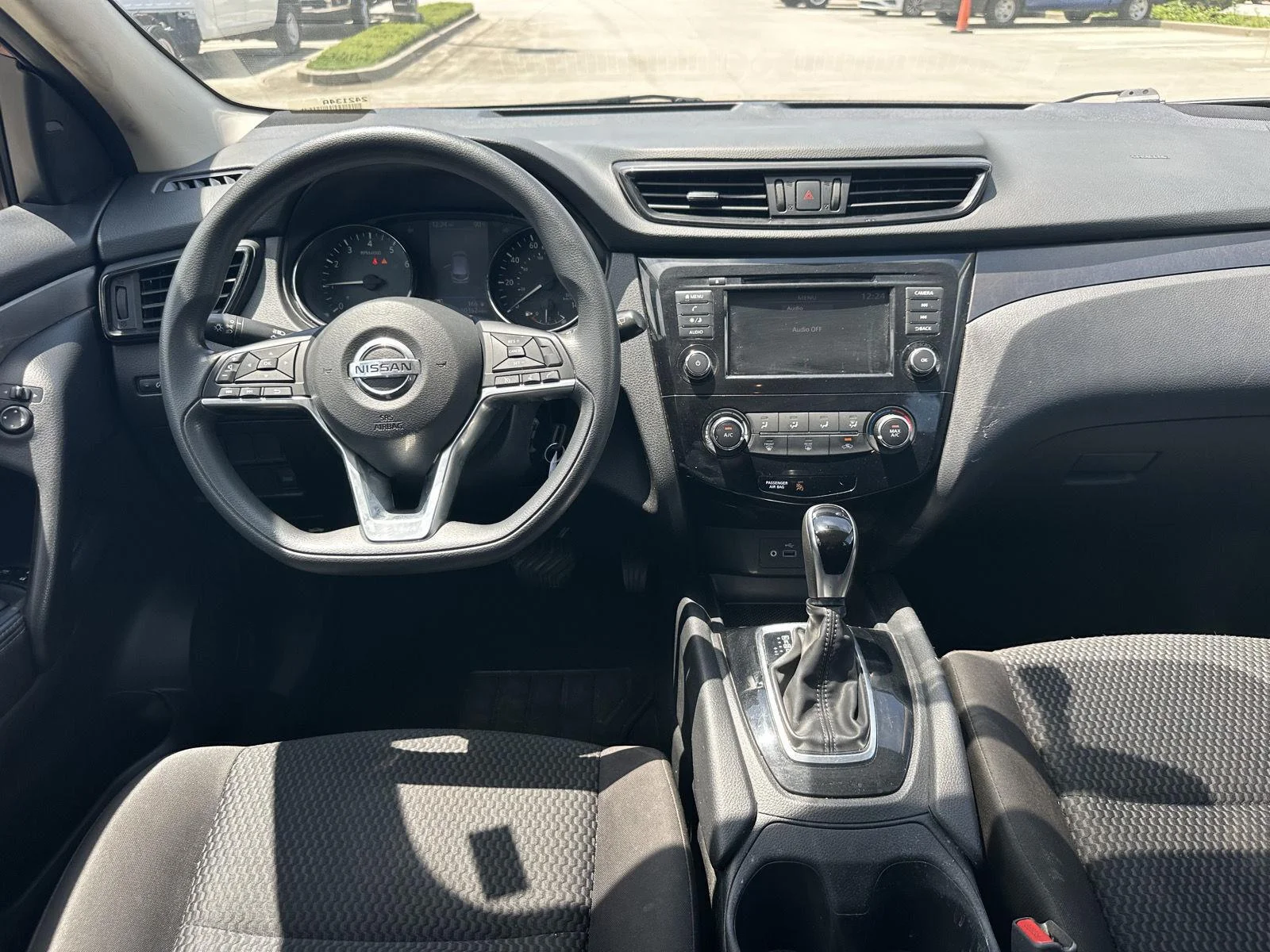 Used 2019 Scarlet Ember Tintcoat Nissan S image 12