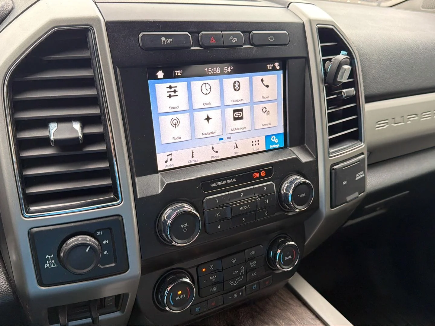 Used 2019 Magnetic Ford Lariat image 15