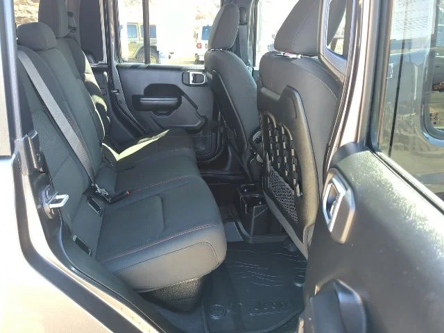 Used 2021 Gray Jeep Rubicon image 20