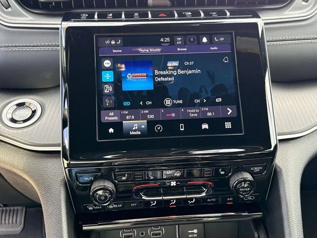 New 2025 Gray Jeep Altitude X image 17