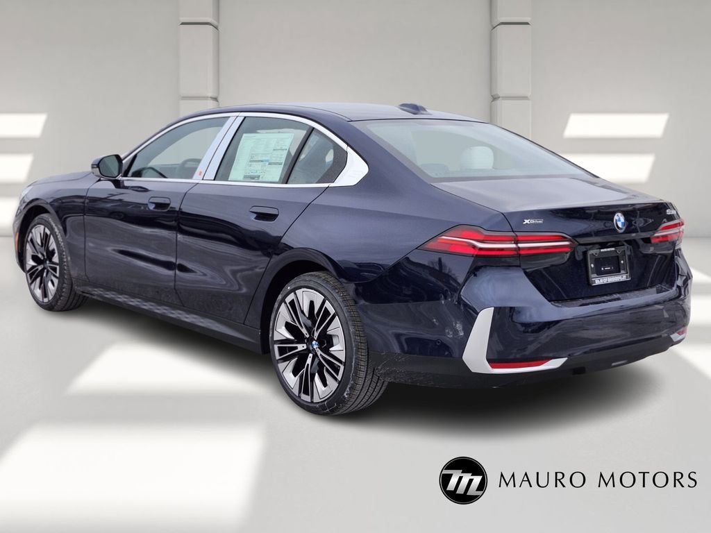 Used 2026 Blue BMW 530i xDrive image 5