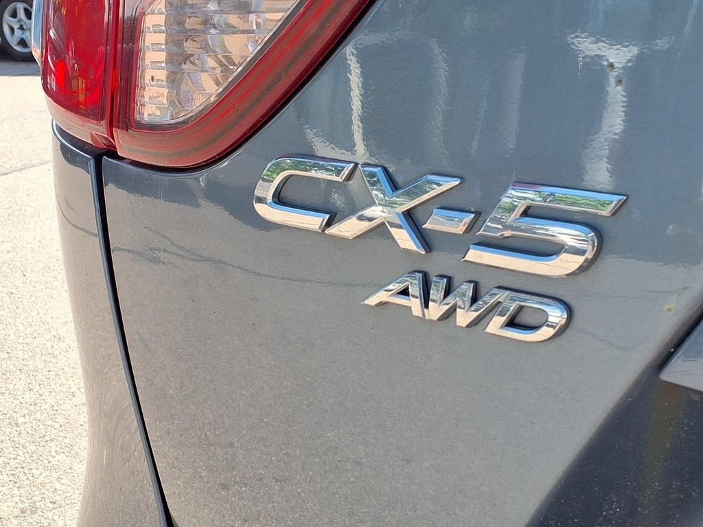 Used 2015 Blue Reflex Mica Mazda Grand Touring image 8