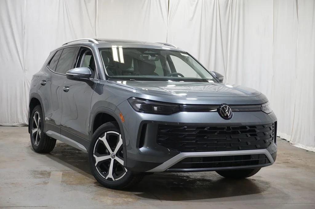 New 2026 Gray Volkswagen 2.0T SE image 2