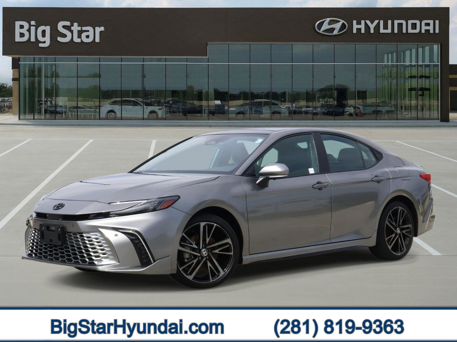 Used 2025 Heavy Metal Toyota XSE image 1