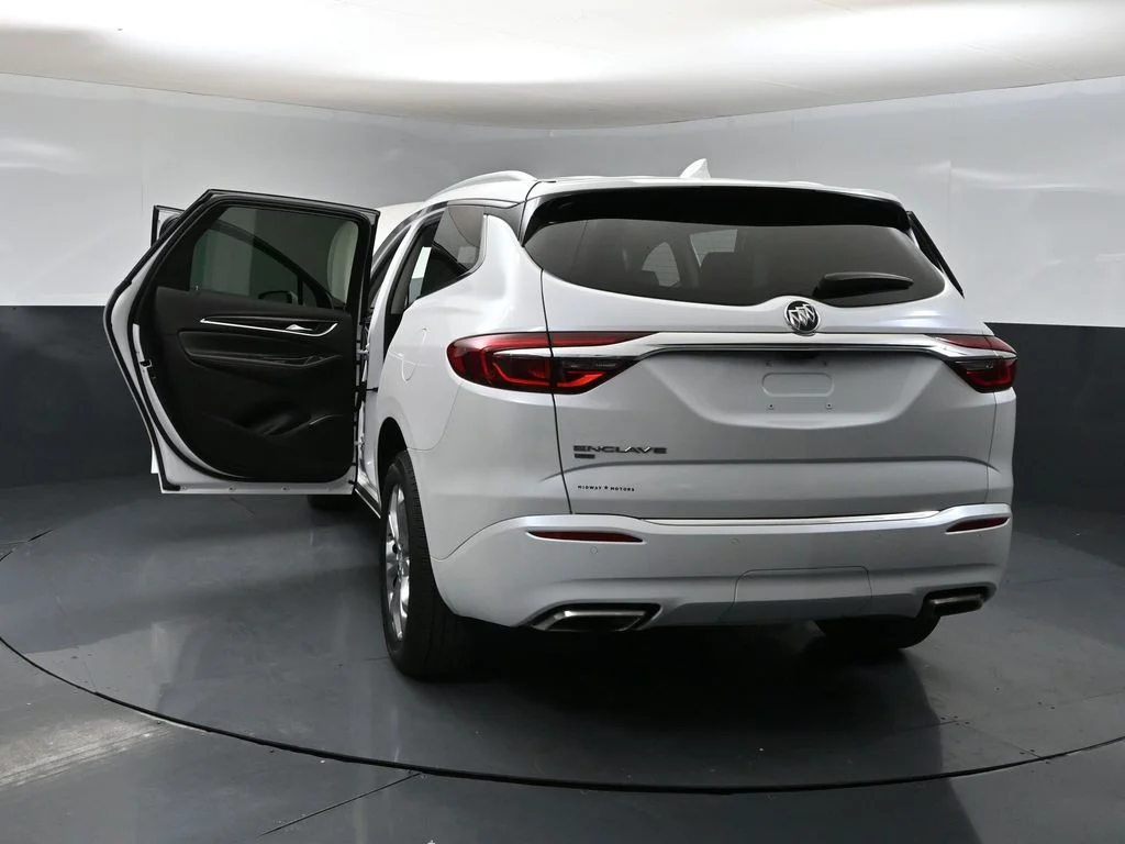 Used 2021 White Frost Buick Avenir image 43