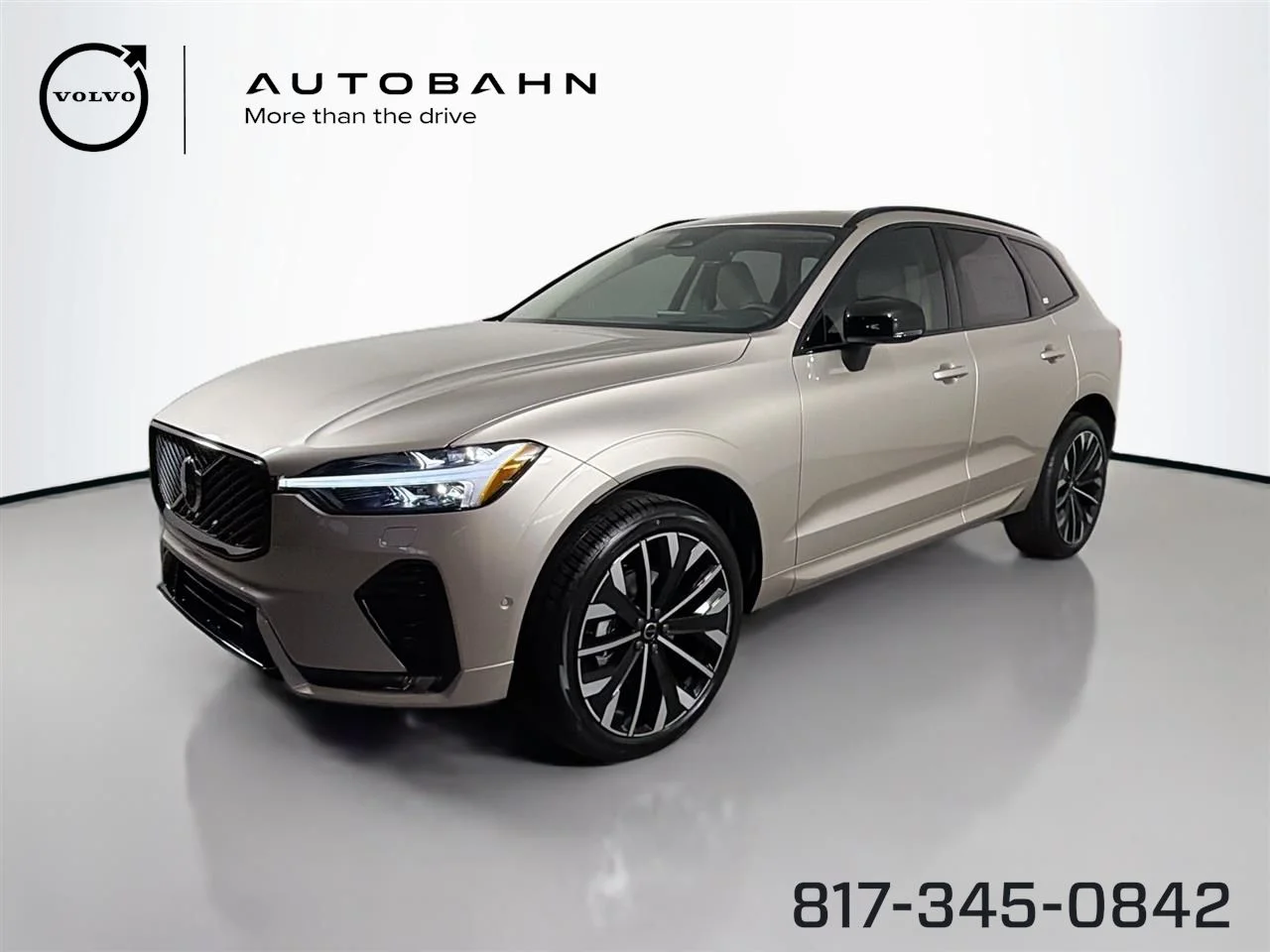 2026 Volvo XC60 B5 Ultra Dark AWD's photo